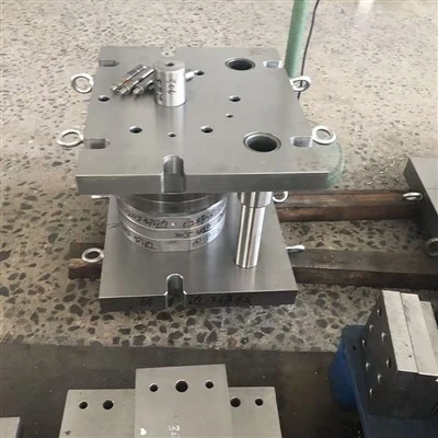 Dodávateľ razidiel pre automobilový priemysel Tier-1|BIW Structural Tooling